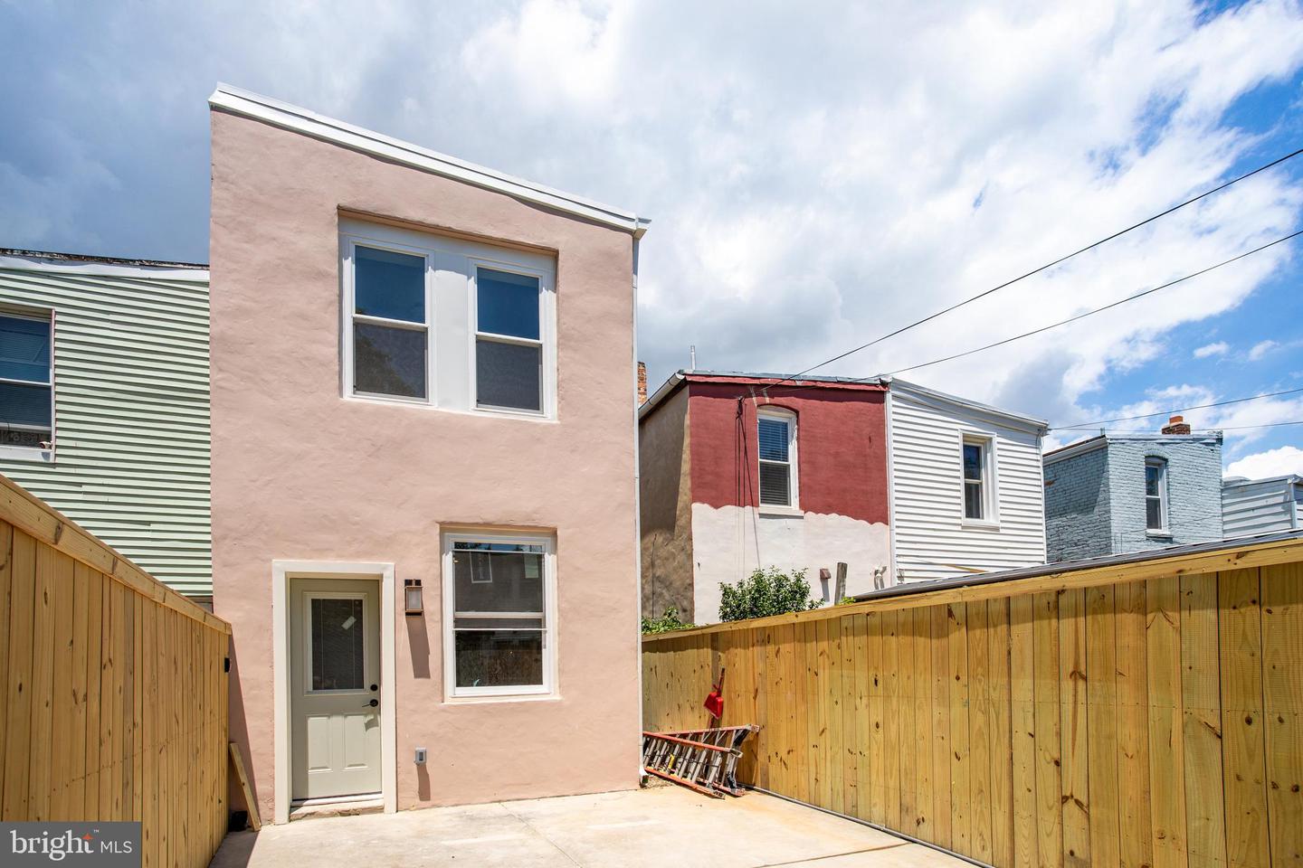 1421 DUNCAN ST NE, WASHINGTON, District Of Columbia 20002, 3 Bedrooms Bedrooms, ,2 BathroomsBathrooms,Residential,For sale,1421 DUNCAN ST NE,DCDC2208026 MLS # DCDC2208026