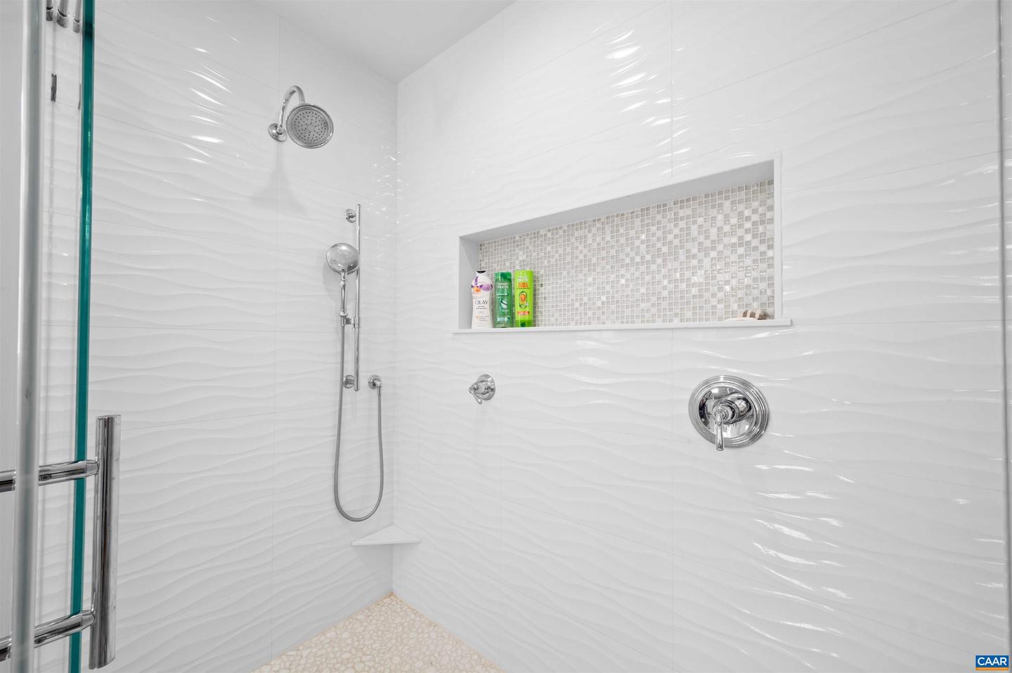 2865 PROFFIT RD, CHARLOTTESVILLE, Virginia 22911, 4 Bedrooms Bedrooms, ,2 BathroomsBathrooms,Residential,For sale,2865 PROFFIT RD,666163 MLS # 666163