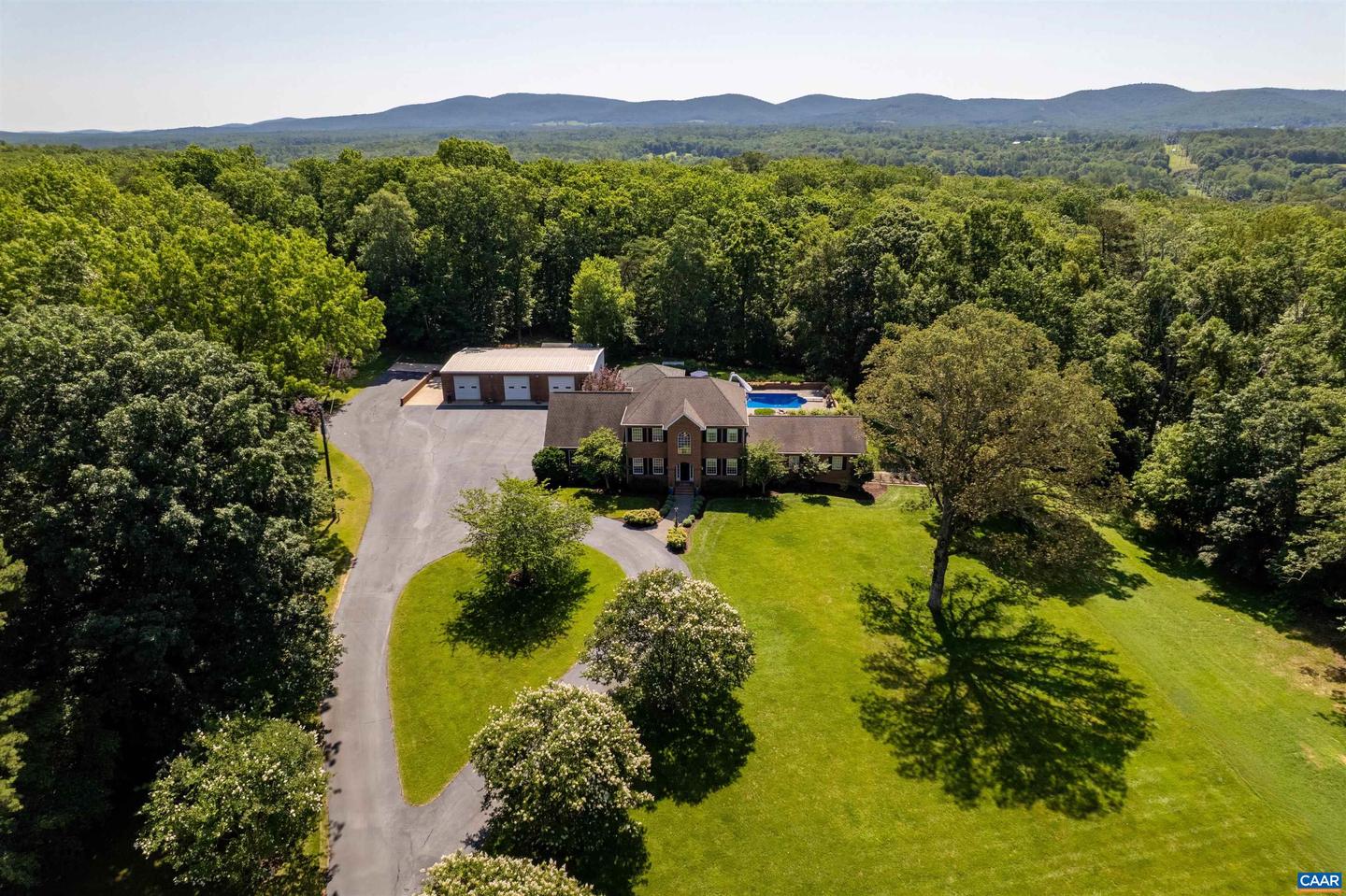 2865 PROFFIT RD, CHARLOTTESVILLE, Virginia 22911, 4 Bedrooms Bedrooms, ,2 BathroomsBathrooms,Residential,For sale,2865 PROFFIT RD,666163 MLS # 666163