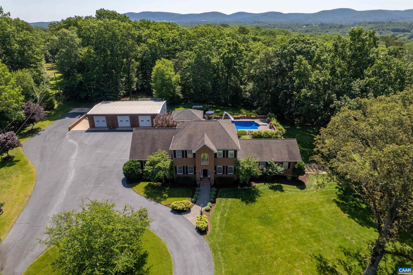 2865 PROFFIT RD, CHARLOTTESVILLE, Virginia 22911, 4 Bedrooms Bedrooms, ,2 BathroomsBathrooms,Residential,For sale,2865 PROFFIT RD,666163 MLS # 666163