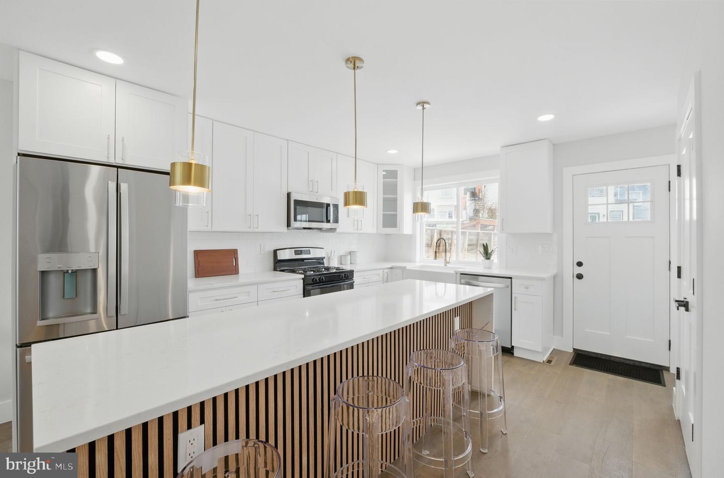 2221 15TH ST NE, WASHINGTON, District Of Columbia 20018, 4 Bedrooms Bedrooms, ,2 BathroomsBathrooms,Residential,For sale,2221 15TH ST NE,DCDC2208050 MLS # DCDC2208050