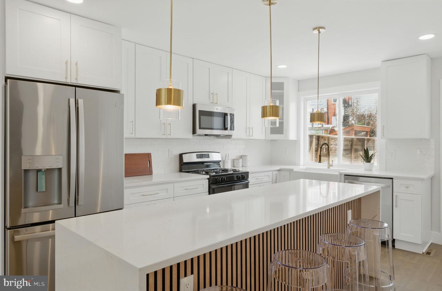 2221 15TH ST NE, WASHINGTON, District Of Columbia 20018, 4 Bedrooms Bedrooms, ,2 BathroomsBathrooms,Residential,For sale,2221 15TH ST NE,DCDC2208050 MLS # DCDC2208050