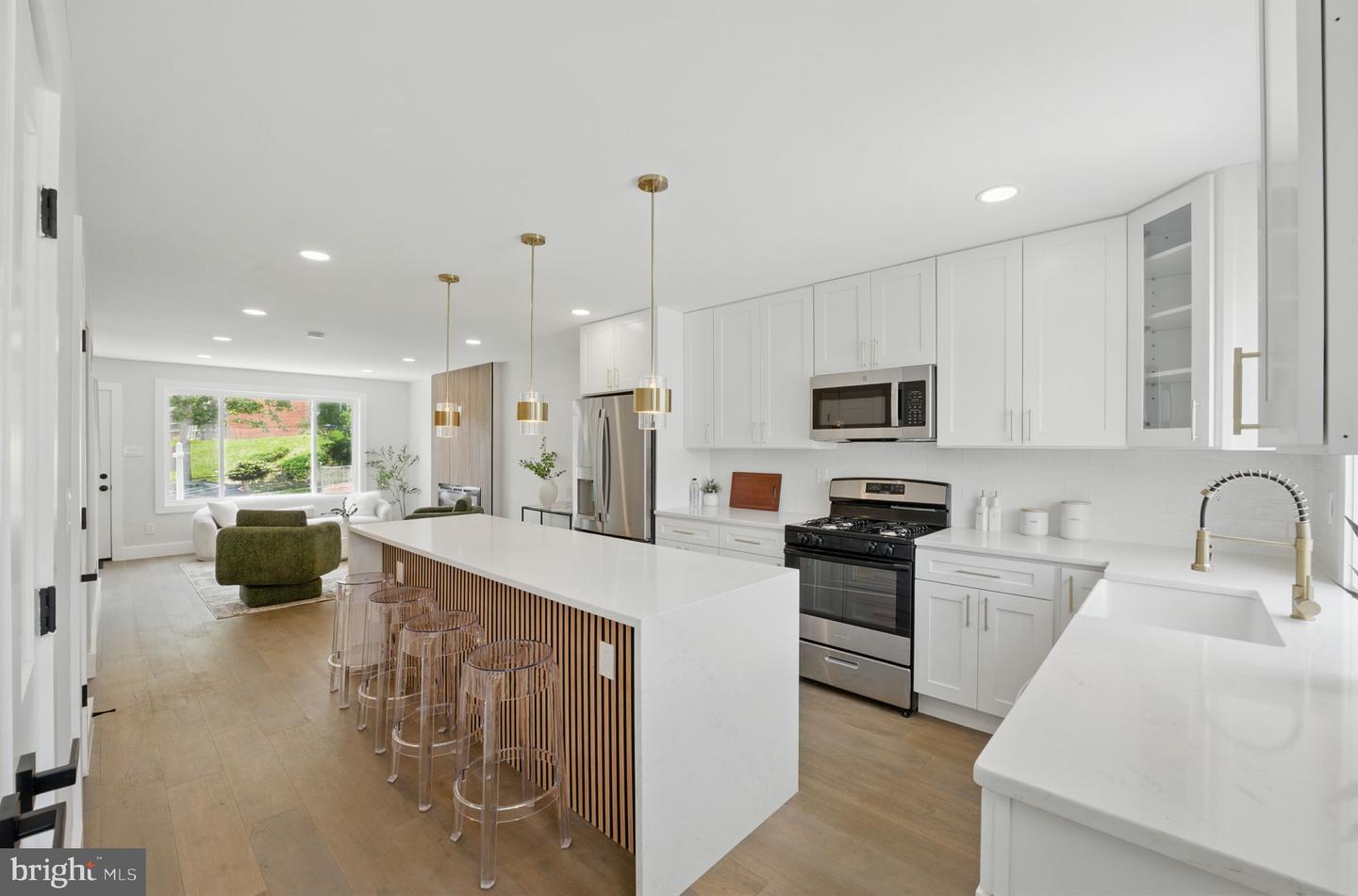 2221 15TH ST NE, WASHINGTON, District Of Columbia 20018, 4 Bedrooms Bedrooms, ,2 BathroomsBathrooms,Residential,For sale,2221 15TH ST NE,DCDC2208050 MLS # DCDC2208050