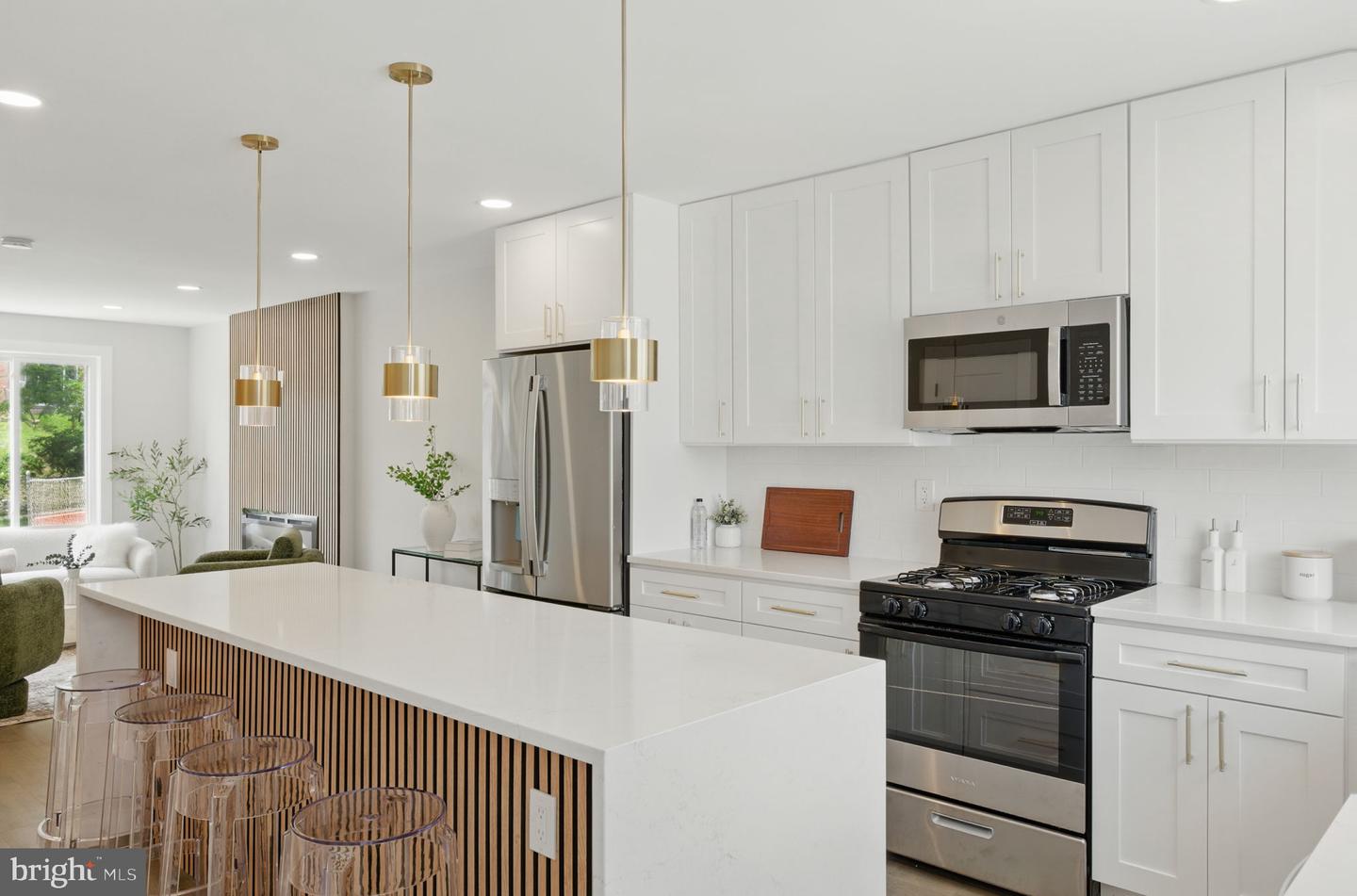 2221 15TH ST NE, WASHINGTON, District Of Columbia 20018, 4 Bedrooms Bedrooms, ,2 BathroomsBathrooms,Residential,For sale,2221 15TH ST NE,DCDC2208050 MLS # DCDC2208050
