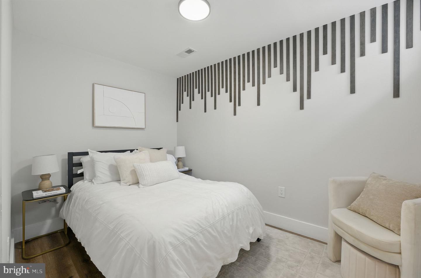 2221 15TH ST NE, WASHINGTON, District Of Columbia 20018, 4 Bedrooms Bedrooms, ,2 BathroomsBathrooms,Residential,For sale,2221 15TH ST NE,DCDC2208050 MLS # DCDC2208050