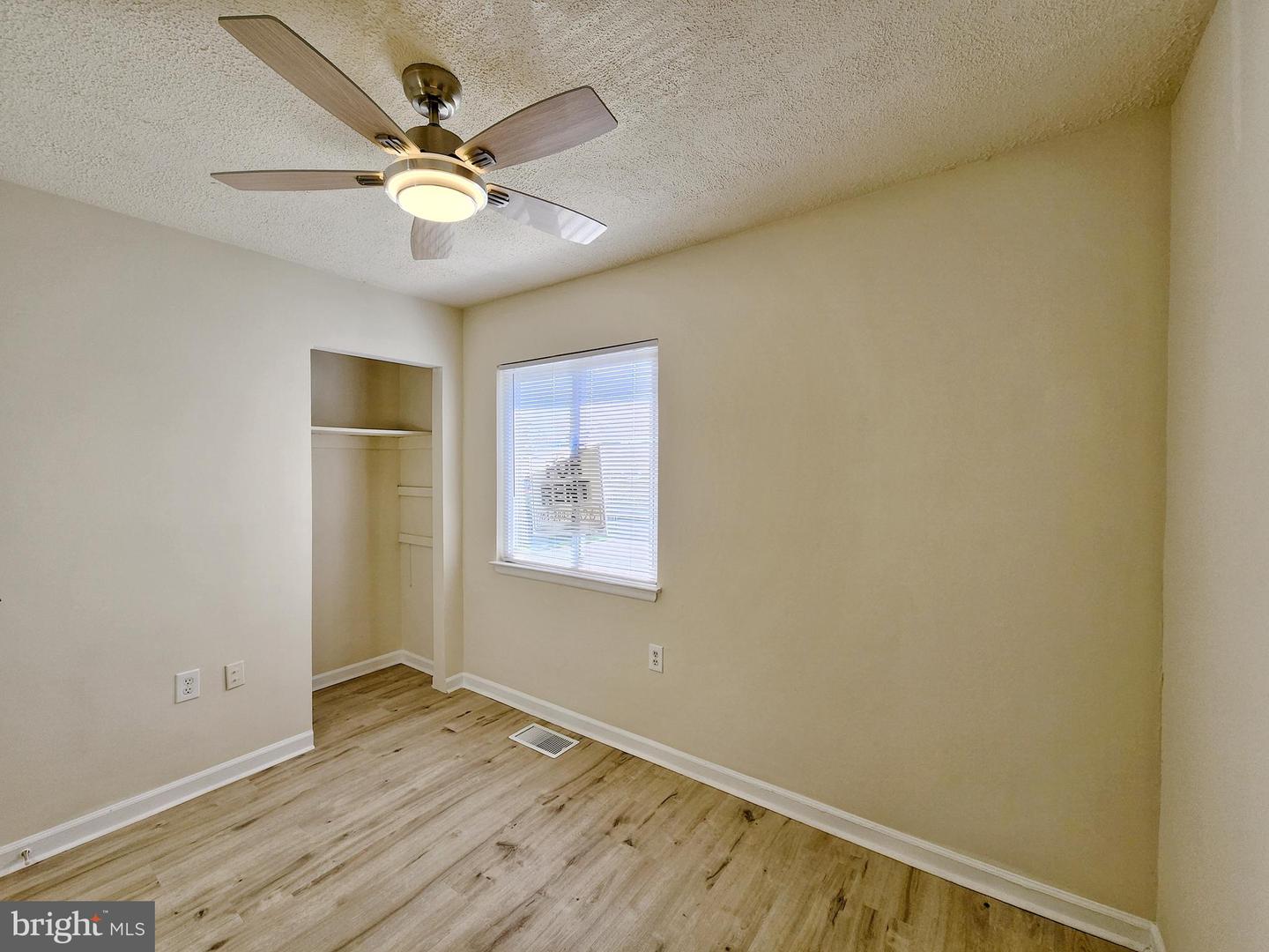 8688 VILLAGE SQUARE, ALEXANDRIA, Virginia 22309, 3 Bedrooms Bedrooms, ,1 BathroomBathrooms,Residential,For sale,8688 VILLAGE SQUARE,VAFX2252276 MLS # VAFX2252276