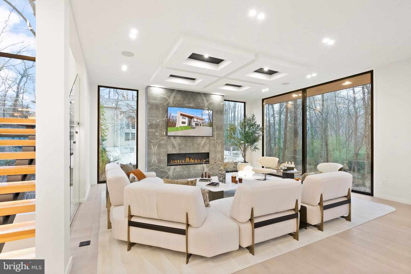 1803 DUMBARTON ST, MCLEAN, Virginia 22101, 5 Bedrooms Bedrooms, ,7 BathroomsBathrooms,Residential,For sale,1803 DUMBARTON ST,VAFX2252282 MLS # VAFX2252282