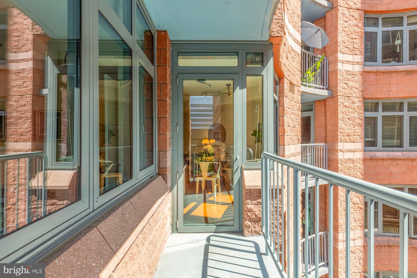 1117 10TH ST NW #413, WASHINGTON, District Of Columbia 20001, 1 Bedroom Bedrooms, ,1 BathroomBathrooms,Residential,For sale,1117 10TH ST NW #413,DCDC2208062 MLS # DCDC2208062