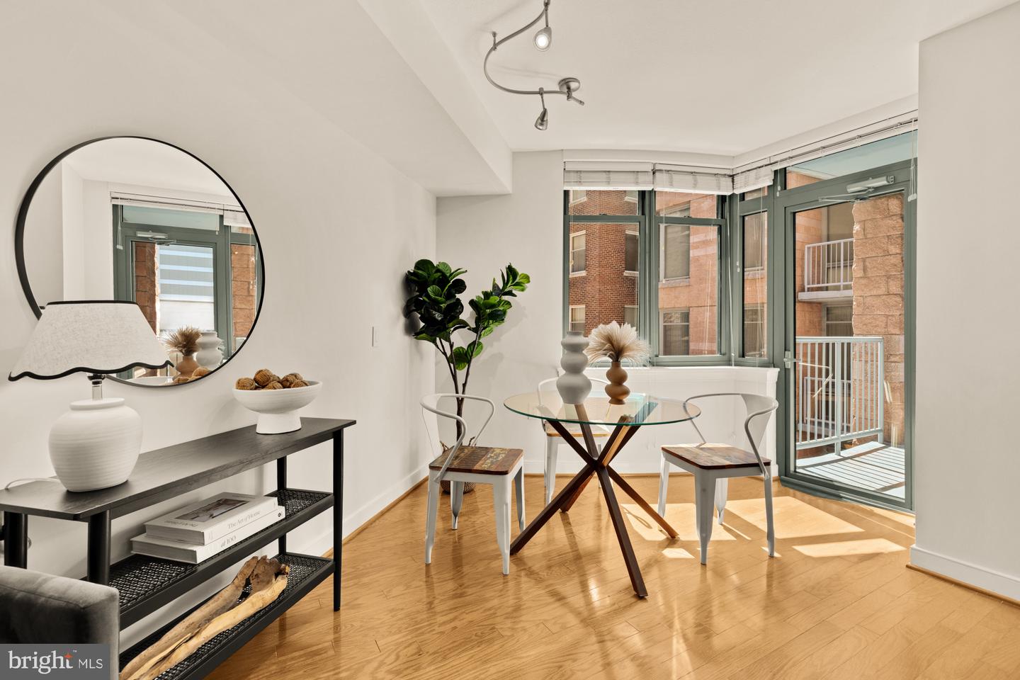1117 10TH ST NW #413, WASHINGTON, District Of Columbia 20001, 1 Bedroom Bedrooms, ,1 BathroomBathrooms,Residential,For sale,1117 10TH ST NW #413,DCDC2208062 MLS # DCDC2208062