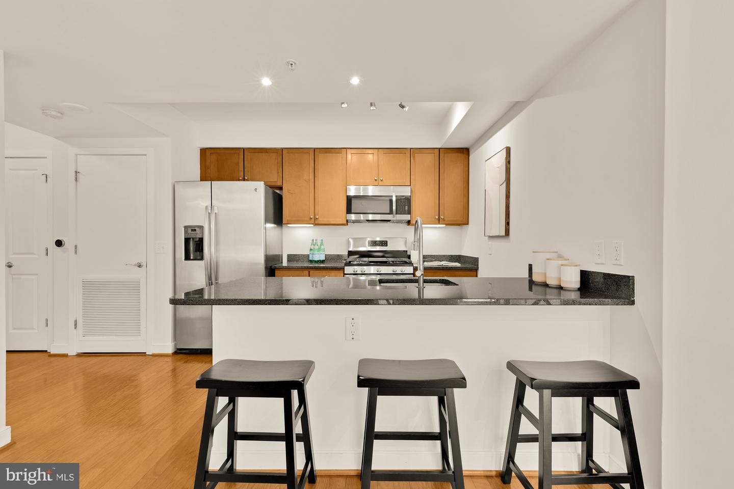 1117 10TH ST NW #413, WASHINGTON, District Of Columbia 20001, 1 Bedroom Bedrooms, ,1 BathroomBathrooms,Residential,For sale,1117 10TH ST NW #413,DCDC2208062 MLS # DCDC2208062