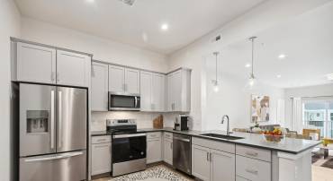 700 MOUNT AIRY TER NE #405, LEESBURG, Virginia 20176, 2 Bedrooms Bedrooms, ,2 BathroomsBathrooms,Residential,For sale,700 MOUNT AIRY TER NE #405,VALO2100690 MLS # VALO2100690
