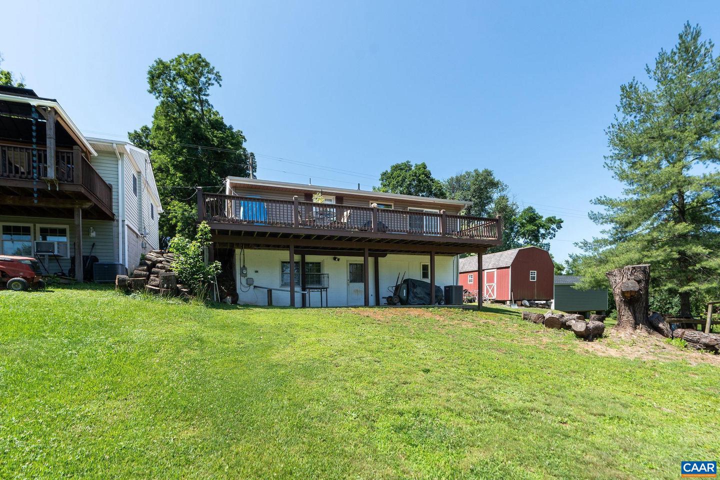 229 CAROLINA AVE, WAYNESBORO, Virginia 22980, 4 Bedrooms Bedrooms, ,2 BathroomsBathrooms,Residential,For sale,229 CAROLINA AVE,666171 MLS # 666171