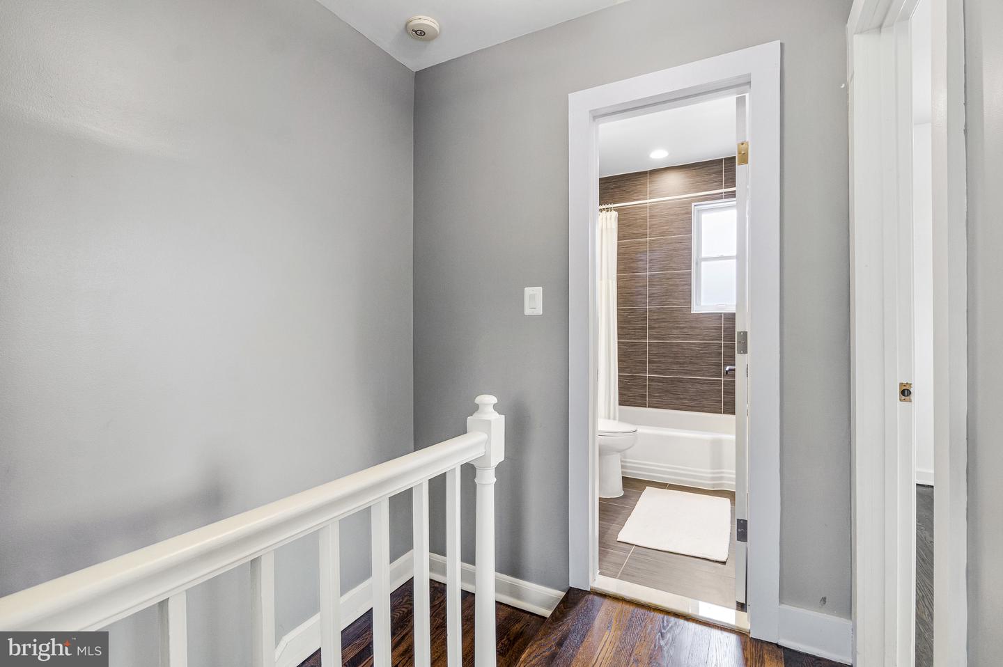 734 S ALFRED ST, ALEXANDRIA, Virginia 22314, 3 Bedrooms Bedrooms, ,2 BathroomsBathrooms,Residential,For sale,734 S ALFRED ST,VAAX2031002 MLS # VAAX2031002