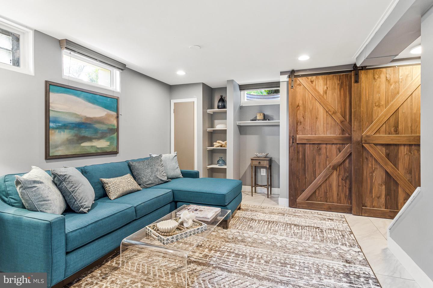 734 S ALFRED ST, ALEXANDRIA, Virginia 22314, 3 Bedrooms Bedrooms, ,2 BathroomsBathrooms,Residential,For sale,734 S ALFRED ST,VAAX2031002 MLS # VAAX2031002