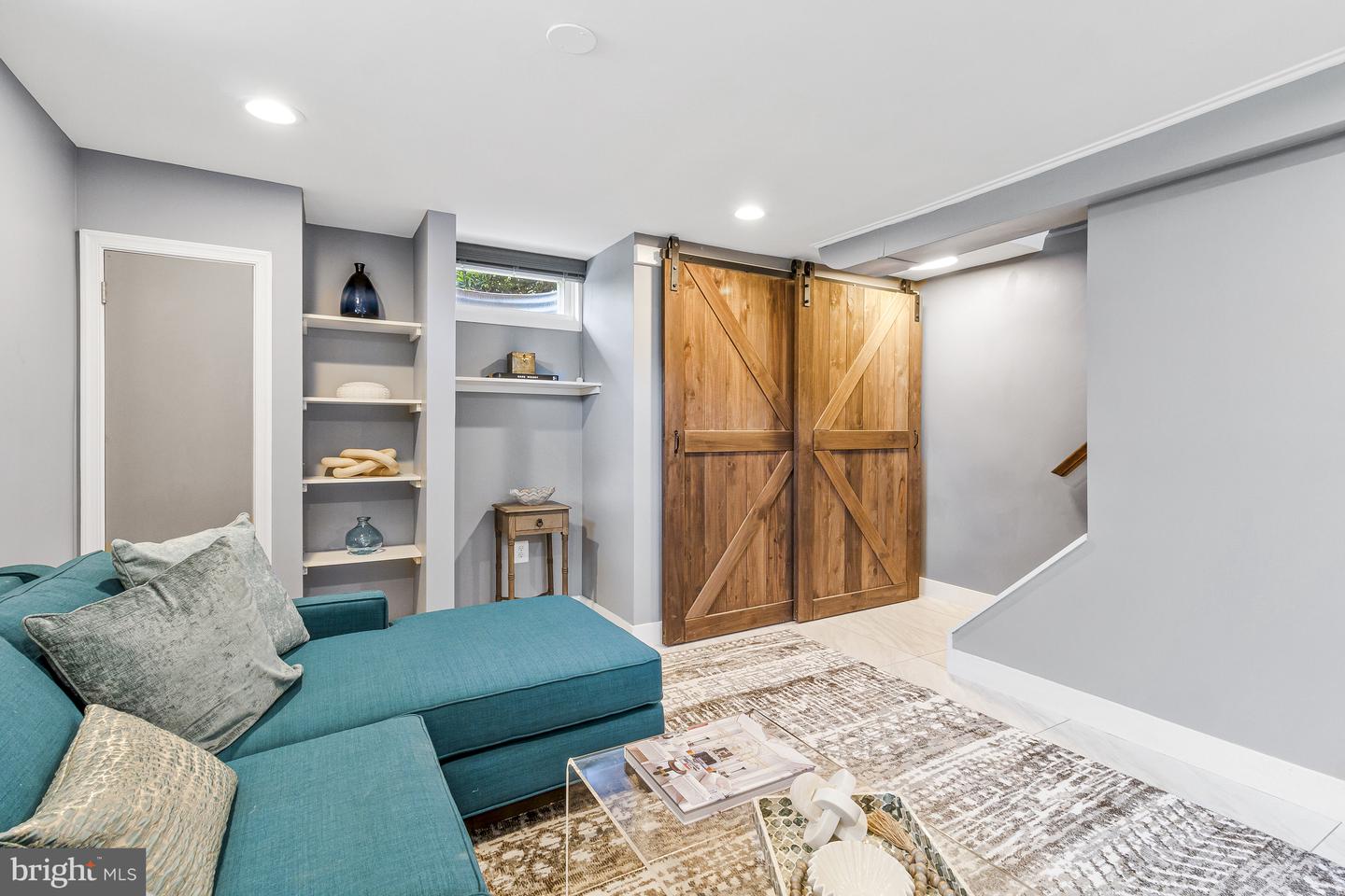734 S ALFRED ST, ALEXANDRIA, Virginia 22314, 3 Bedrooms Bedrooms, ,2 BathroomsBathrooms,Residential,For sale,734 S ALFRED ST,VAAX2031002 MLS # VAAX2031002