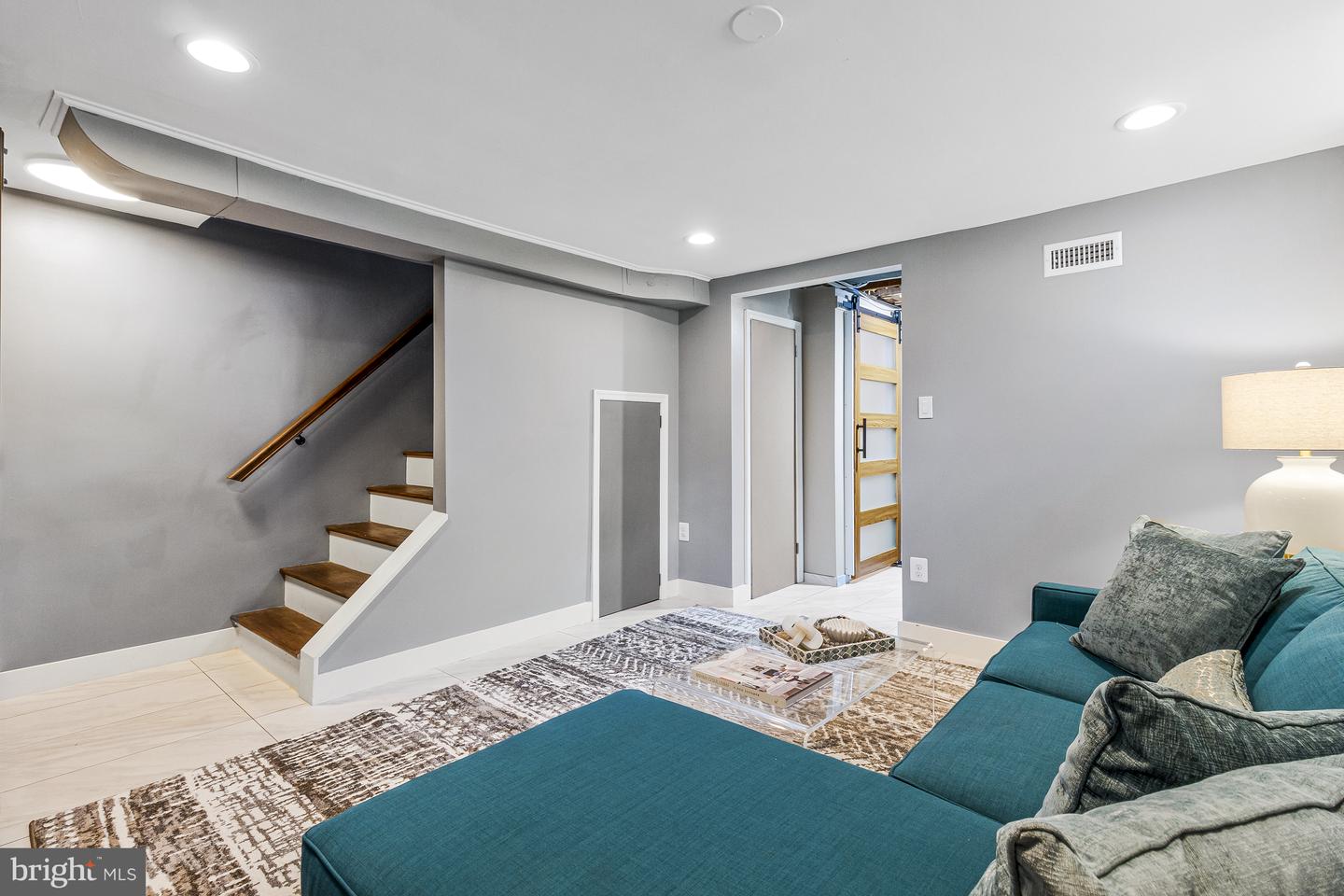 734 S ALFRED ST, ALEXANDRIA, Virginia 22314, 3 Bedrooms Bedrooms, ,2 BathroomsBathrooms,Residential,For sale,734 S ALFRED ST,VAAX2031002 MLS # VAAX2031002