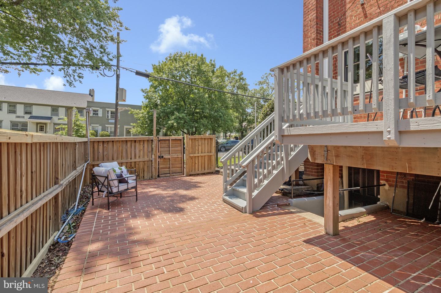 734 S ALFRED ST, ALEXANDRIA, Virginia 22314, 3 Bedrooms Bedrooms, ,2 BathroomsBathrooms,Residential,For sale,734 S ALFRED ST,VAAX2031002 MLS # VAAX2031002