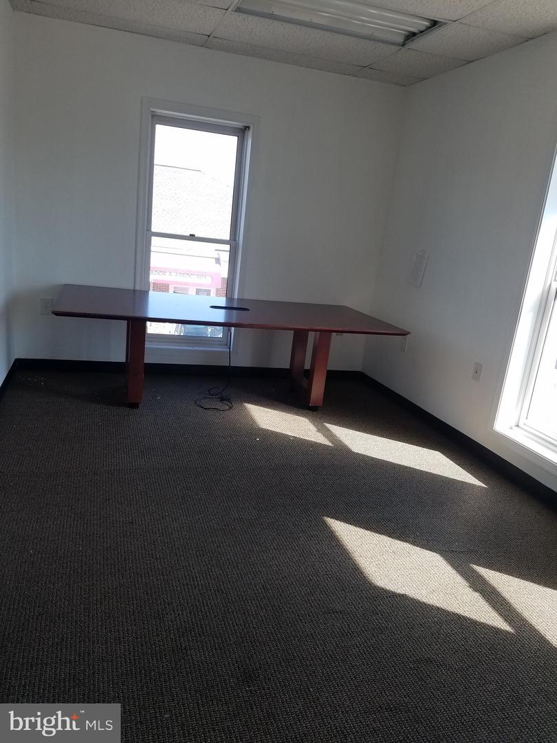 8645 MATHIS AVE #201, MANASSAS, Virginia 20110, ,Land,For sale,8645 MATHIS AVE #201,VAMN2008598 MLS # VAMN2008598
