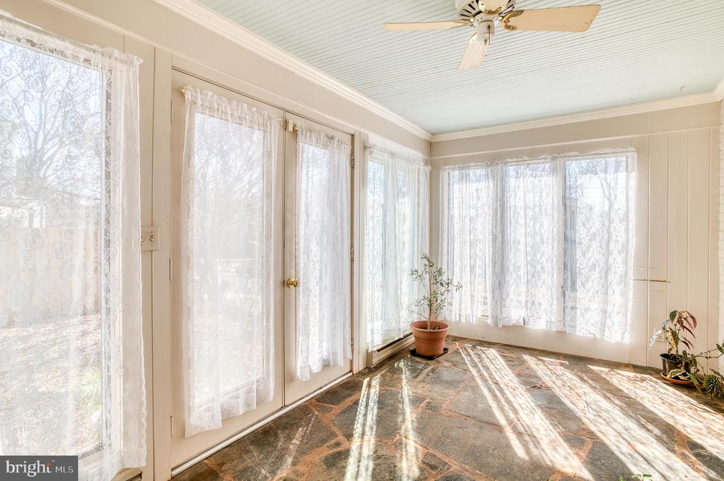 310 W ASHER ST, CULPEPER, Virginia 22701, 3 Bedrooms Bedrooms, ,2 BathroomsBathrooms,Residential,310 W ASHER ST,VACU2009786 MLS # VACU2009786