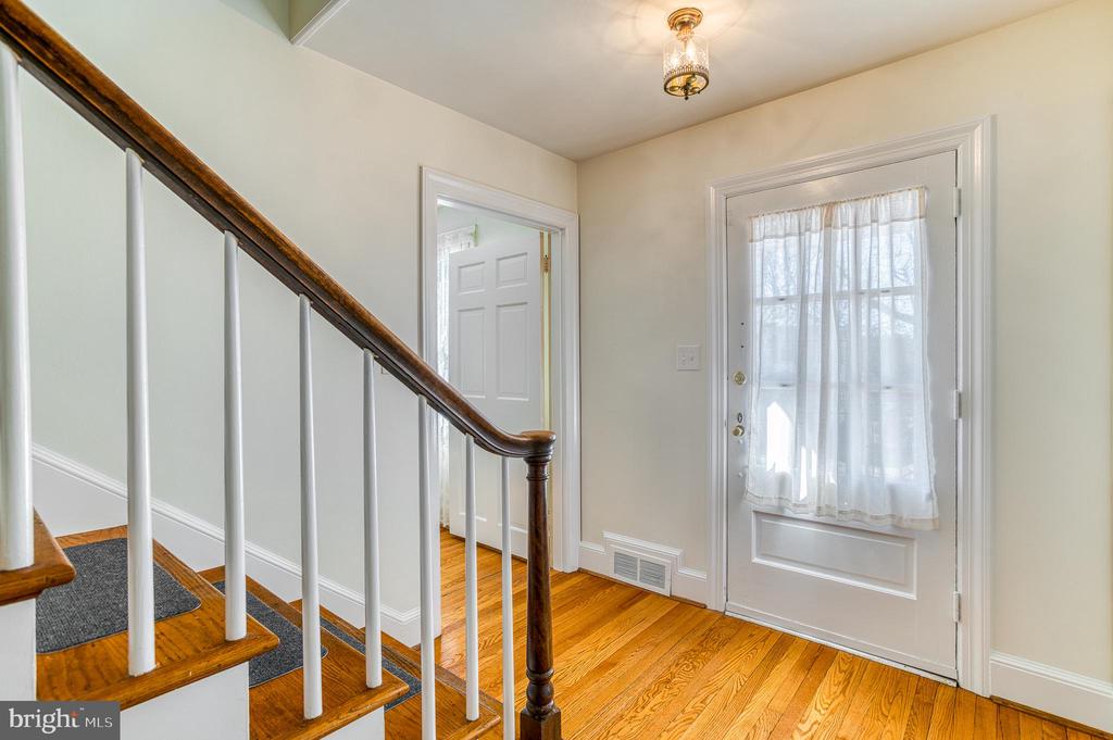 310 W ASHER ST, CULPEPER, Virginia 22701, 3 Bedrooms Bedrooms, ,2 BathroomsBathrooms,Residential,310 W ASHER ST,VACU2009786 MLS # VACU2009786