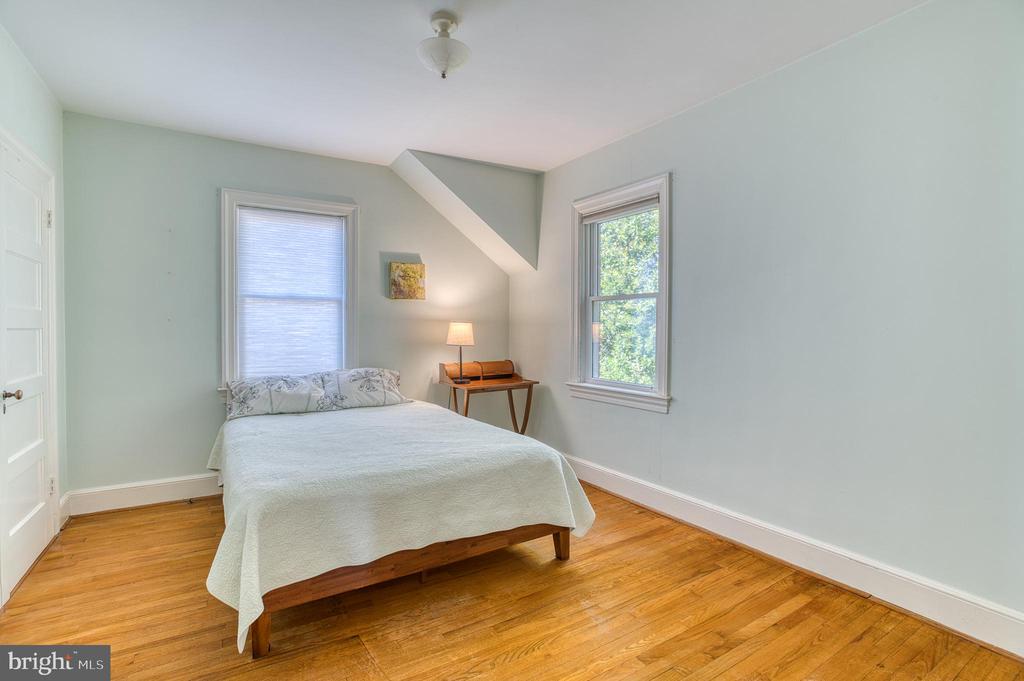 310 W ASHER ST, CULPEPER, Virginia 22701, 3 Bedrooms Bedrooms, ,2 BathroomsBathrooms,Residential,310 W ASHER ST,VACU2009786 MLS # VACU2009786