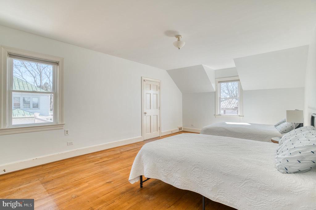 310 W ASHER ST, CULPEPER, Virginia 22701, 3 Bedrooms Bedrooms, ,2 BathroomsBathrooms,Residential,310 W ASHER ST,VACU2009786 MLS # VACU2009786
