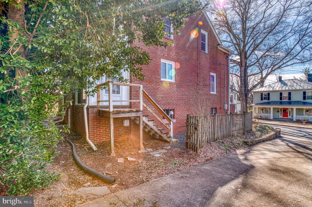 310 W ASHER ST, CULPEPER, Virginia 22701, 3 Bedrooms Bedrooms, ,2 BathroomsBathrooms,Residential,310 W ASHER ST,VACU2009786 MLS # VACU2009786