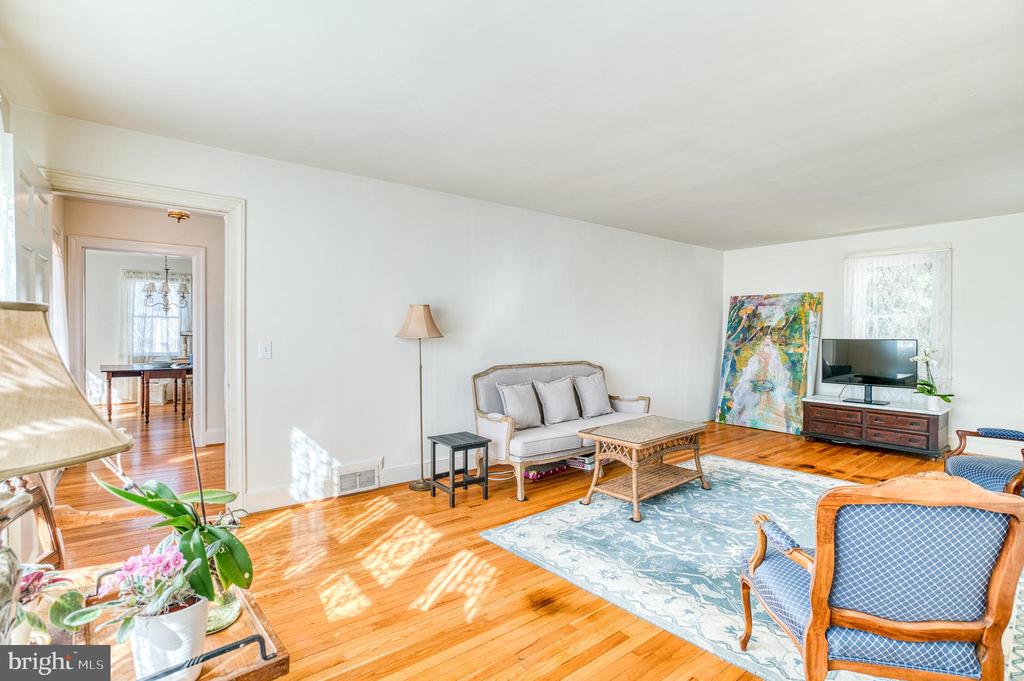 310 W ASHER ST, CULPEPER, Virginia 22701, 3 Bedrooms Bedrooms, ,2 BathroomsBathrooms,Residential,310 W ASHER ST,VACU2009786 MLS # VACU2009786