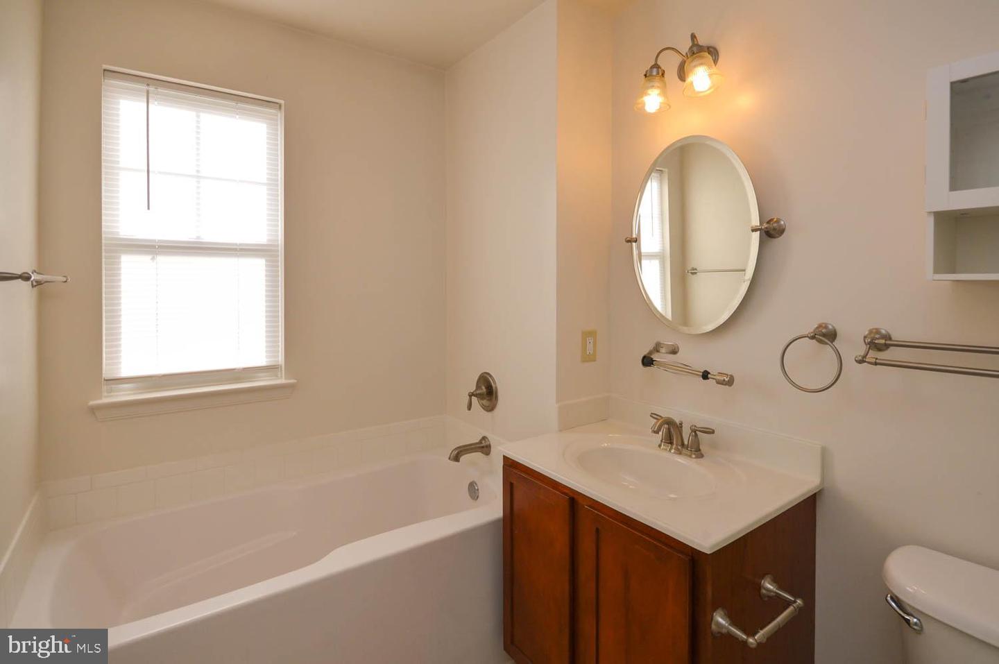 5017 IVORY WALTERS LN SE, WASHINGTON, District Of Columbia 20019, 3 Bedrooms Bedrooms, ,2 BathroomsBathrooms,Residential,For sale,5017 IVORY WALTERS LN SE,DCDC2170338 MLS # DCDC2170338