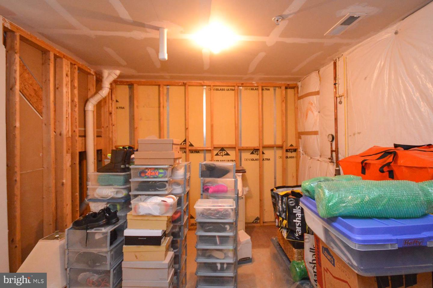 5017 IVORY WALTERS LN SE, WASHINGTON, District Of Columbia 20019, 3 Bedrooms Bedrooms, ,2 BathroomsBathrooms,Residential,For sale,5017 IVORY WALTERS LN SE,DCDC2170338 MLS # DCDC2170338