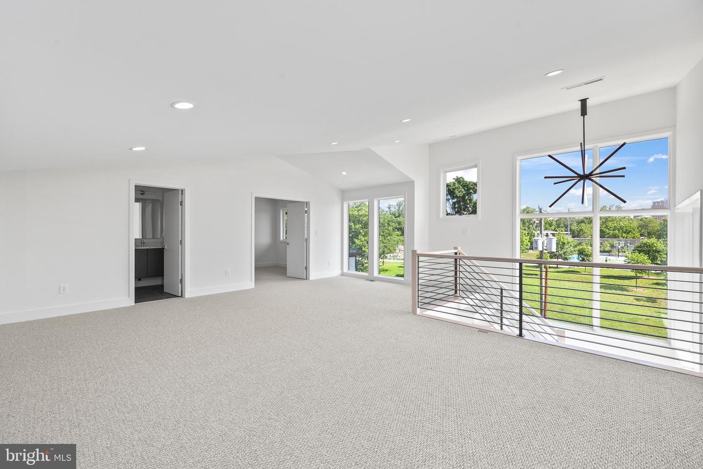 4810 3RD ST N, ARLINGTON, Virginia 22203, 6 Bedrooms Bedrooms, ,5 BathroomsBathrooms,Residential,For sale,4810 3RD ST N,VAAR2054070 MLS # VAAR2054070