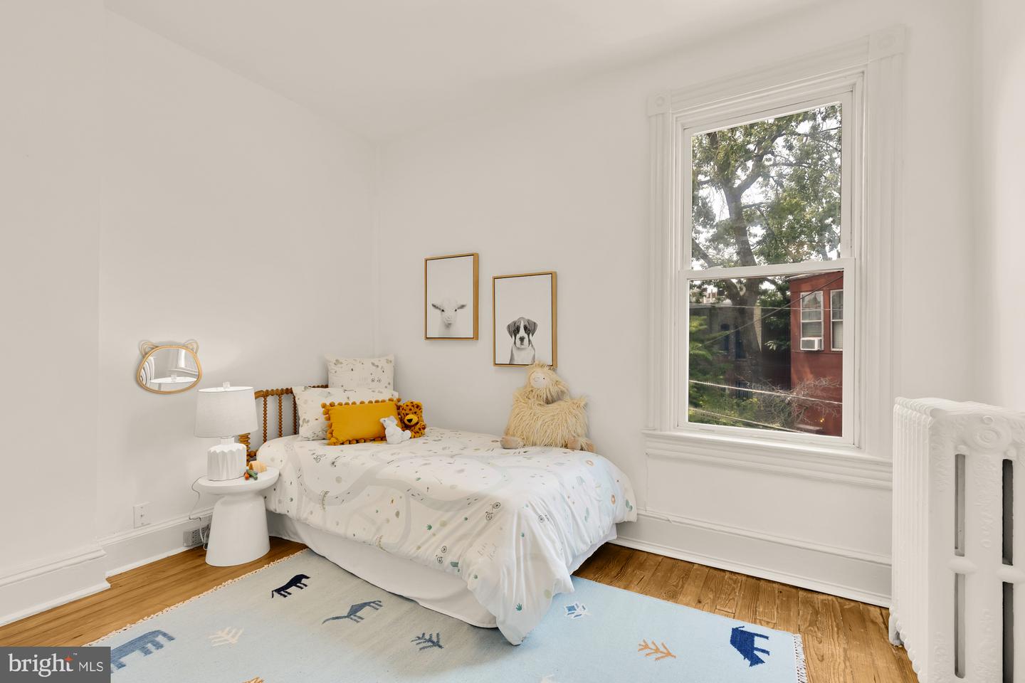 121 KENTUCKY AVE SE, WASHINGTON, District Of Columbia 20003, 3 Bedrooms Bedrooms, ,2 BathroomsBathrooms,Residential,For sale,121 KENTUCKY AVE SE,DCDC2188260 MLS # DCDC2188260
