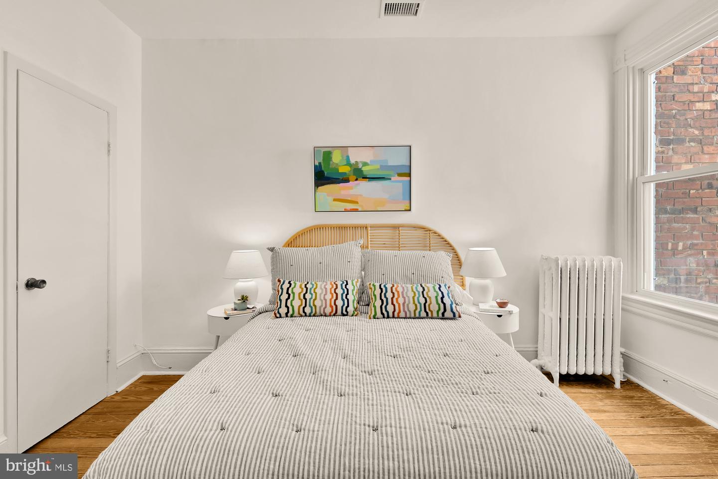 121 KENTUCKY AVE SE, WASHINGTON, District Of Columbia 20003, 3 Bedrooms Bedrooms, ,2 BathroomsBathrooms,Residential,For sale,121 KENTUCKY AVE SE,DCDC2188260 MLS # DCDC2188260