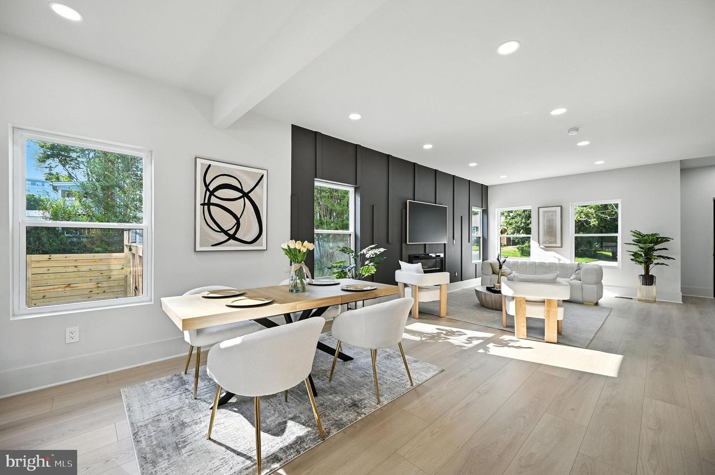 2809 MEMORIAL ST, ALEXANDRIA, Virginia 22306, 5 Bedrooms Bedrooms, ,4 BathroomsBathrooms,Residential,For sale,2809 MEMORIAL ST,VAFX2225708 MLS # VAFX2225708