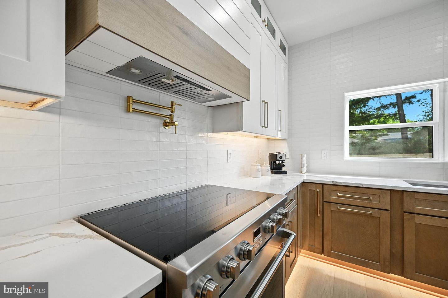 2809 MEMORIAL ST, ALEXANDRIA, Virginia 22306, 5 Bedrooms Bedrooms, ,4 BathroomsBathrooms,Residential,For sale,2809 MEMORIAL ST,VAFX2225708 MLS # VAFX2225708