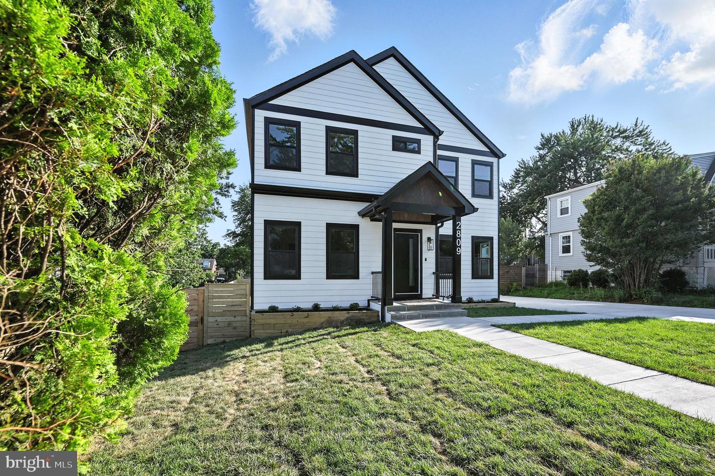 2809 MEMORIAL ST, ALEXANDRIA, Virginia 22306, 5 Bedrooms Bedrooms, ,4 BathroomsBathrooms,Residential,For sale,2809 MEMORIAL ST,VAFX2225708 MLS # VAFX2225708