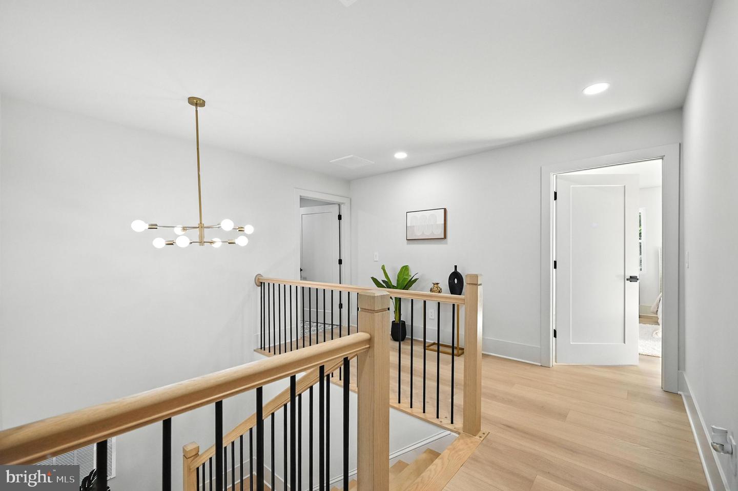 2809 MEMORIAL ST, ALEXANDRIA, Virginia 22306, 5 Bedrooms Bedrooms, ,4 BathroomsBathrooms,Residential,For sale,2809 MEMORIAL ST,VAFX2225708 MLS # VAFX2225708