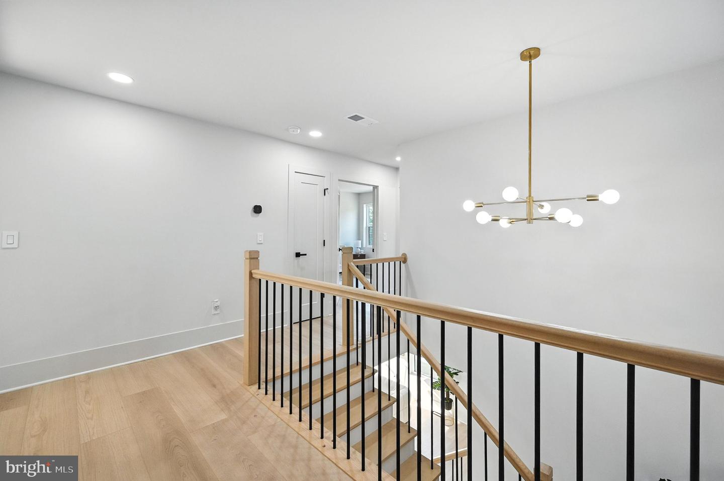 2809 MEMORIAL ST, ALEXANDRIA, Virginia 22306, 5 Bedrooms Bedrooms, ,4 BathroomsBathrooms,Residential,For sale,2809 MEMORIAL ST,VAFX2225708 MLS # VAFX2225708