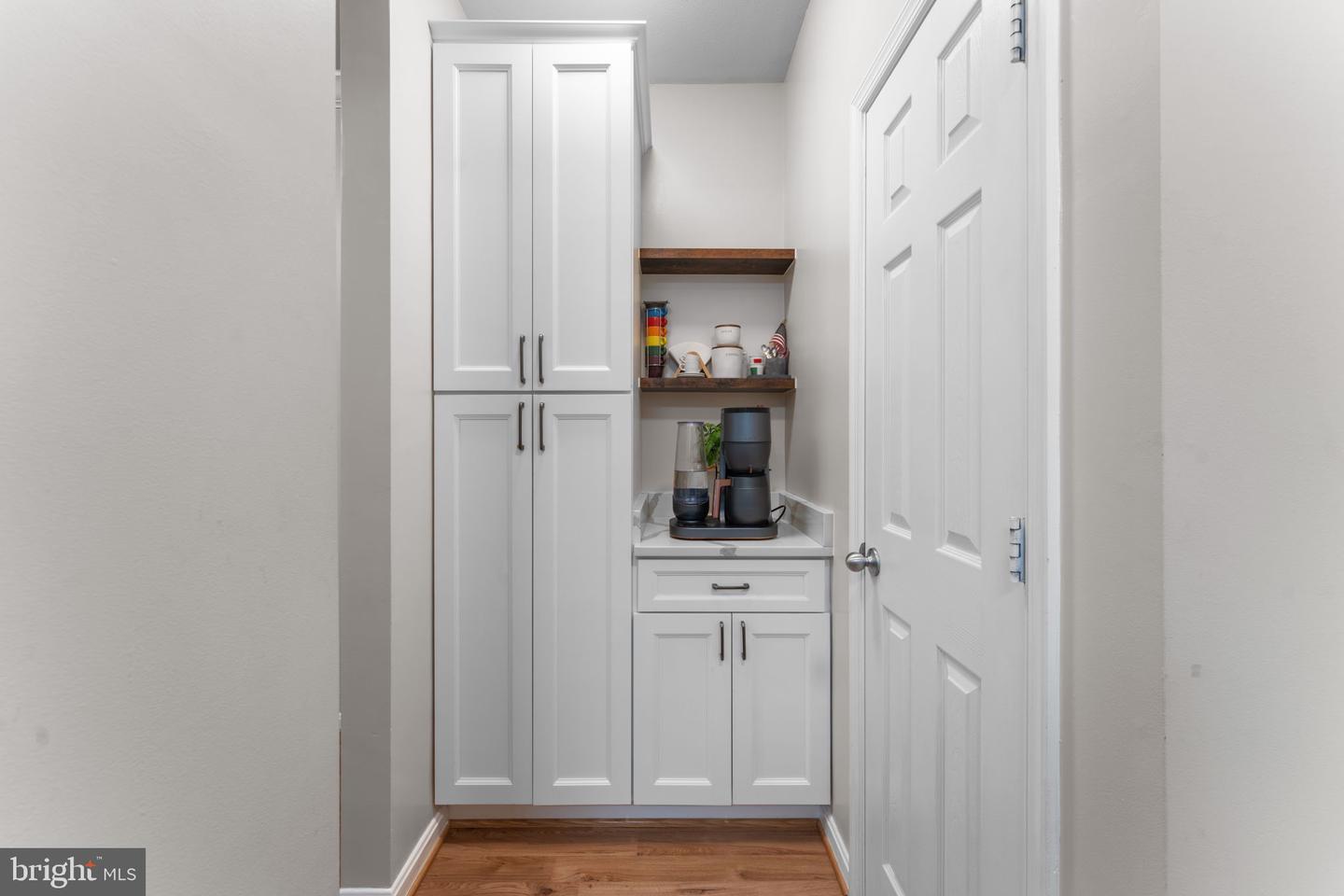 9480 VIRGINIA CENTER BLVD #127, VIENNA, Virginia 22181, 2 Bedrooms Bedrooms, ,2 BathroomsBathrooms,Residential,For sale,9480 VIRGINIA CENTER BLVD #127,VAFX2229328 MLS # VAFX2229328