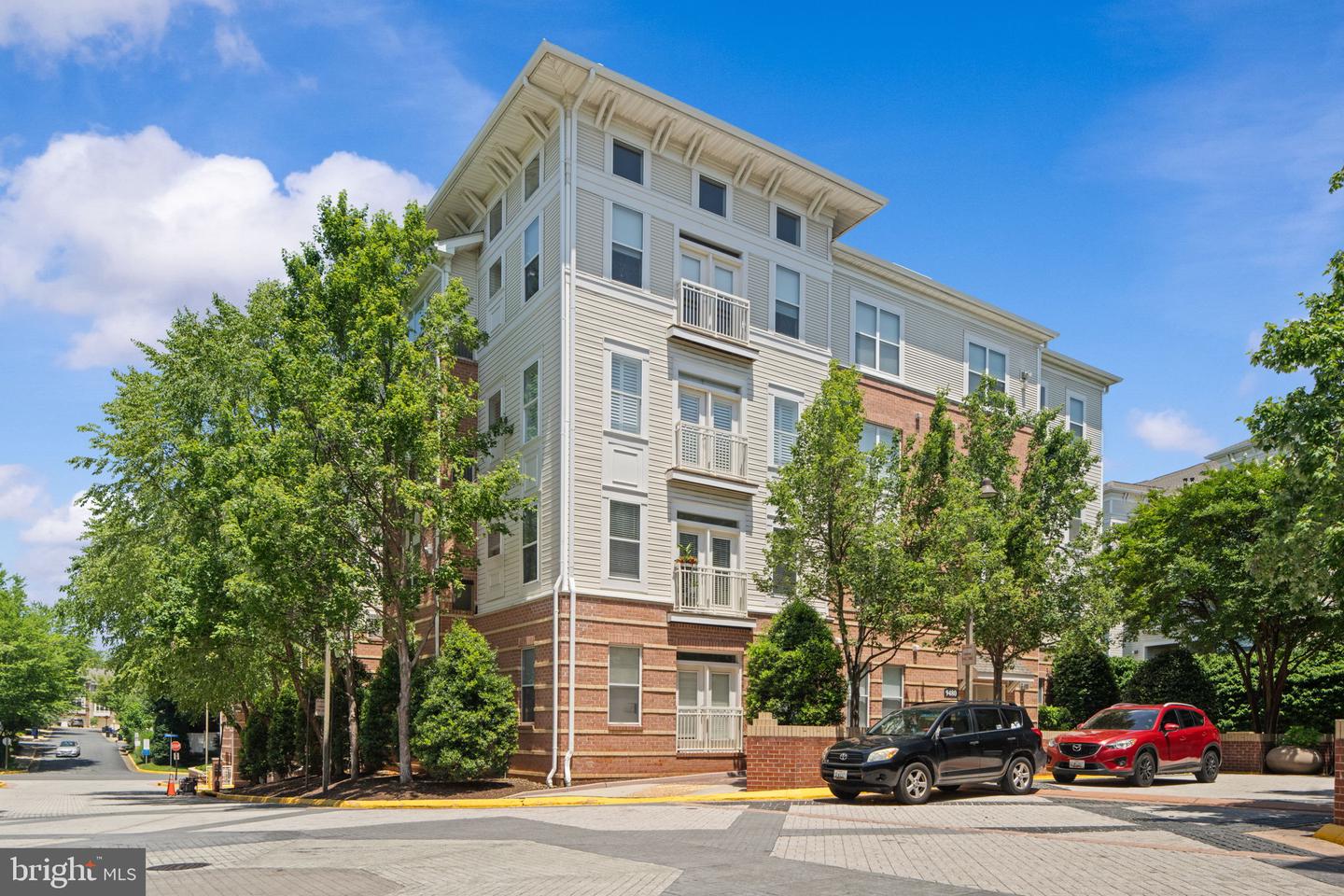 9480 VIRGINIA CENTER BLVD #127, VIENNA, Virginia 22181, 2 Bedrooms Bedrooms, ,2 BathroomsBathrooms,Residential,For sale,9480 VIRGINIA CENTER BLVD #127,VAFX2229328 MLS # VAFX2229328