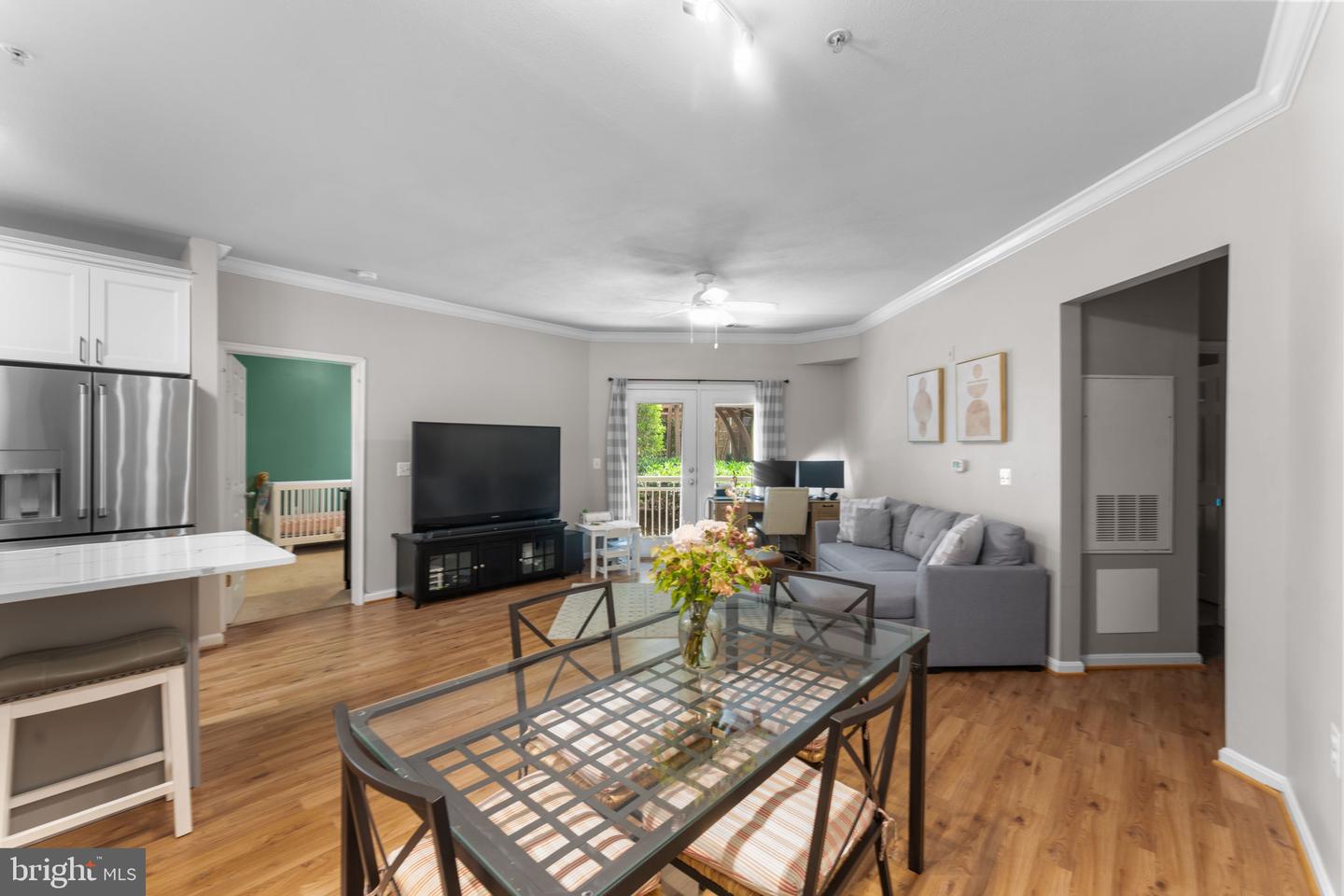 9480 VIRGINIA CENTER BLVD #127, VIENNA, Virginia 22181, 2 Bedrooms Bedrooms, ,2 BathroomsBathrooms,Residential,For sale,9480 VIRGINIA CENTER BLVD #127,VAFX2229328 MLS # VAFX2229328