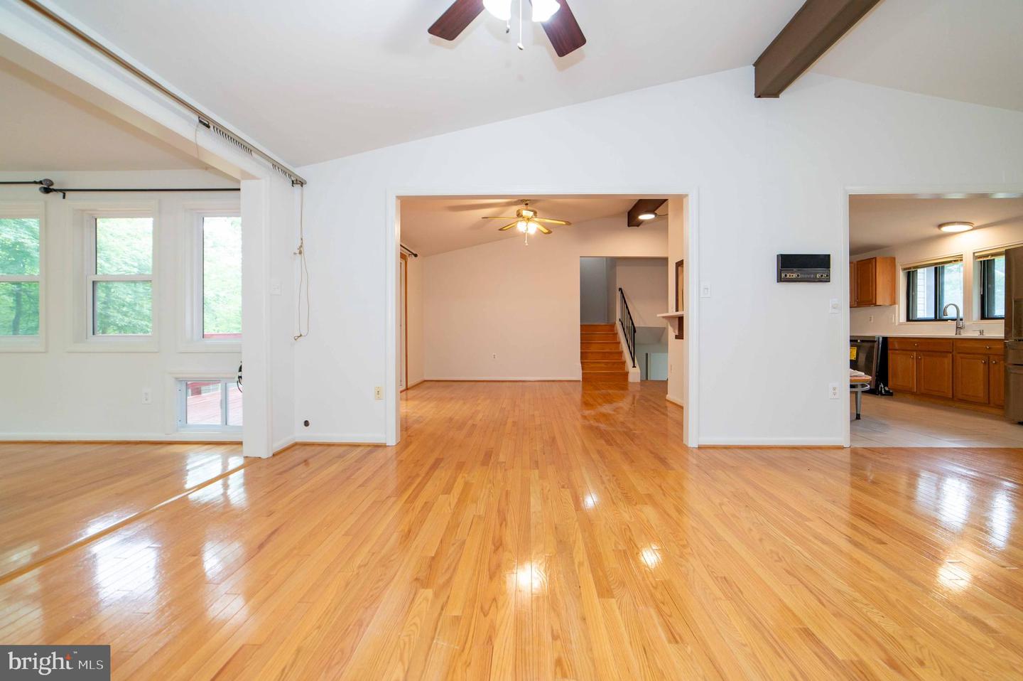 7814 WENDY RIDGE LN, ANNANDALE, Virginia 22003, 4 Bedrooms Bedrooms, ,3 BathroomsBathrooms,Residential,For sale,7814 WENDY RIDGE LN,VAFX2229404 MLS # VAFX2229404