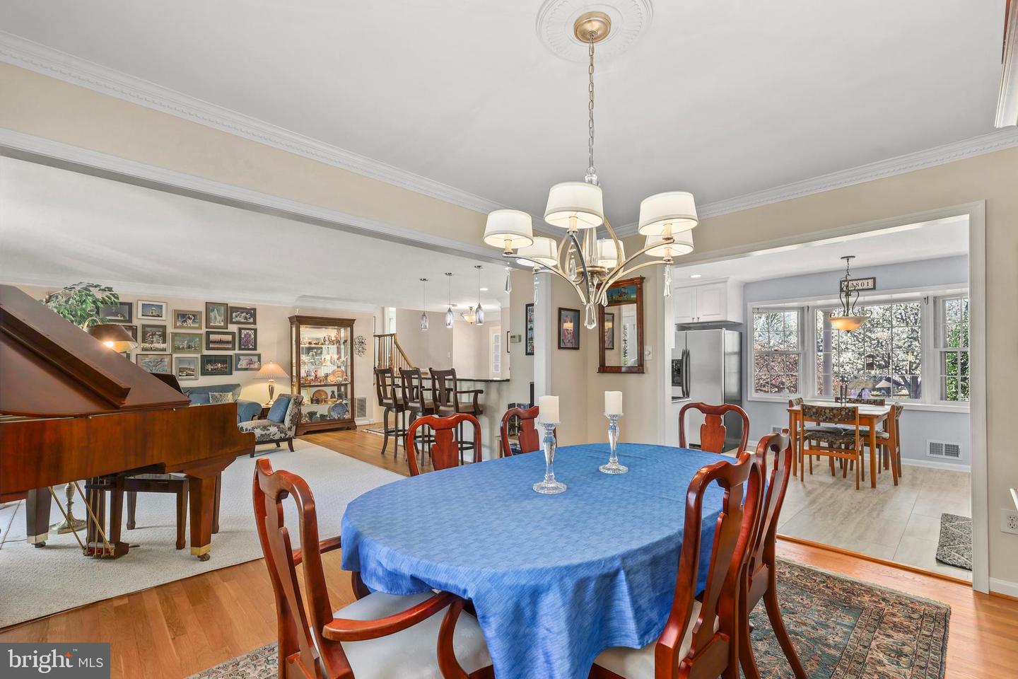 12801 OXON RD, HERNDON, Virginia 20171, 5 Bedrooms Bedrooms, ,3 BathroomsBathrooms,Residential,For sale,12801 OXON RD,VAFX2230738 MLS # VAFX2230738