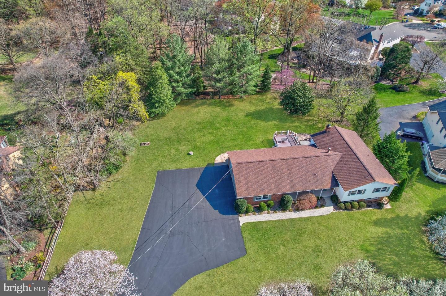 12801 OXON RD, HERNDON, Virginia 20171, 5 Bedrooms Bedrooms, ,3 BathroomsBathrooms,Residential,For sale,12801 OXON RD,VAFX2230738 MLS # VAFX2230738