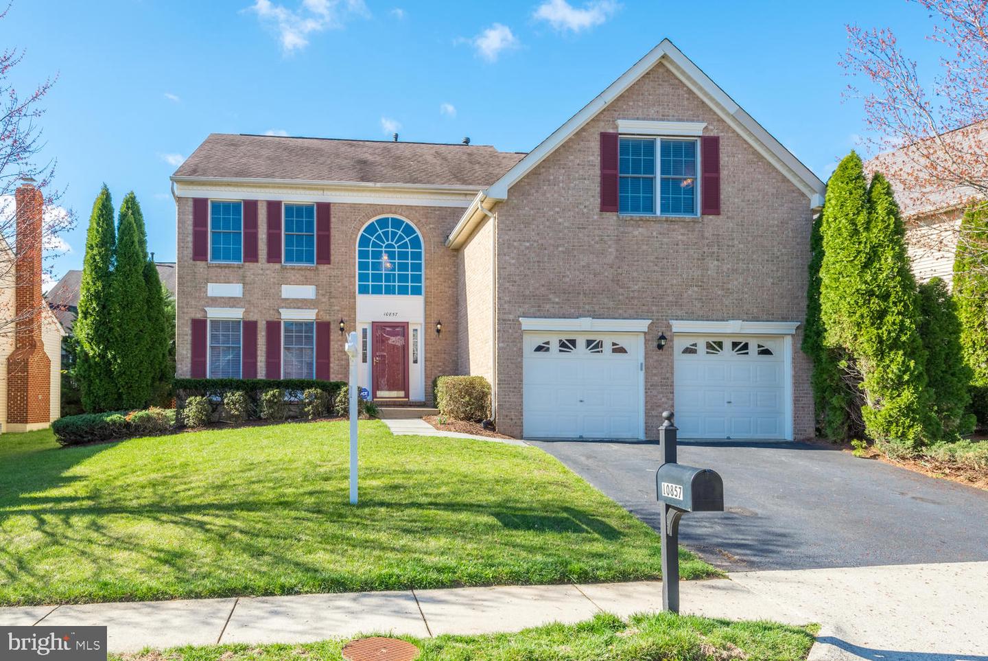 10857 HUNTER GATE WAY, RESTON, Virginia 20194, 4 Bedrooms Bedrooms, ,3 BathroomsBathrooms,Residential,For sale,10857 HUNTER GATE WAY,VAFX2231234 MLS # VAFX2231234