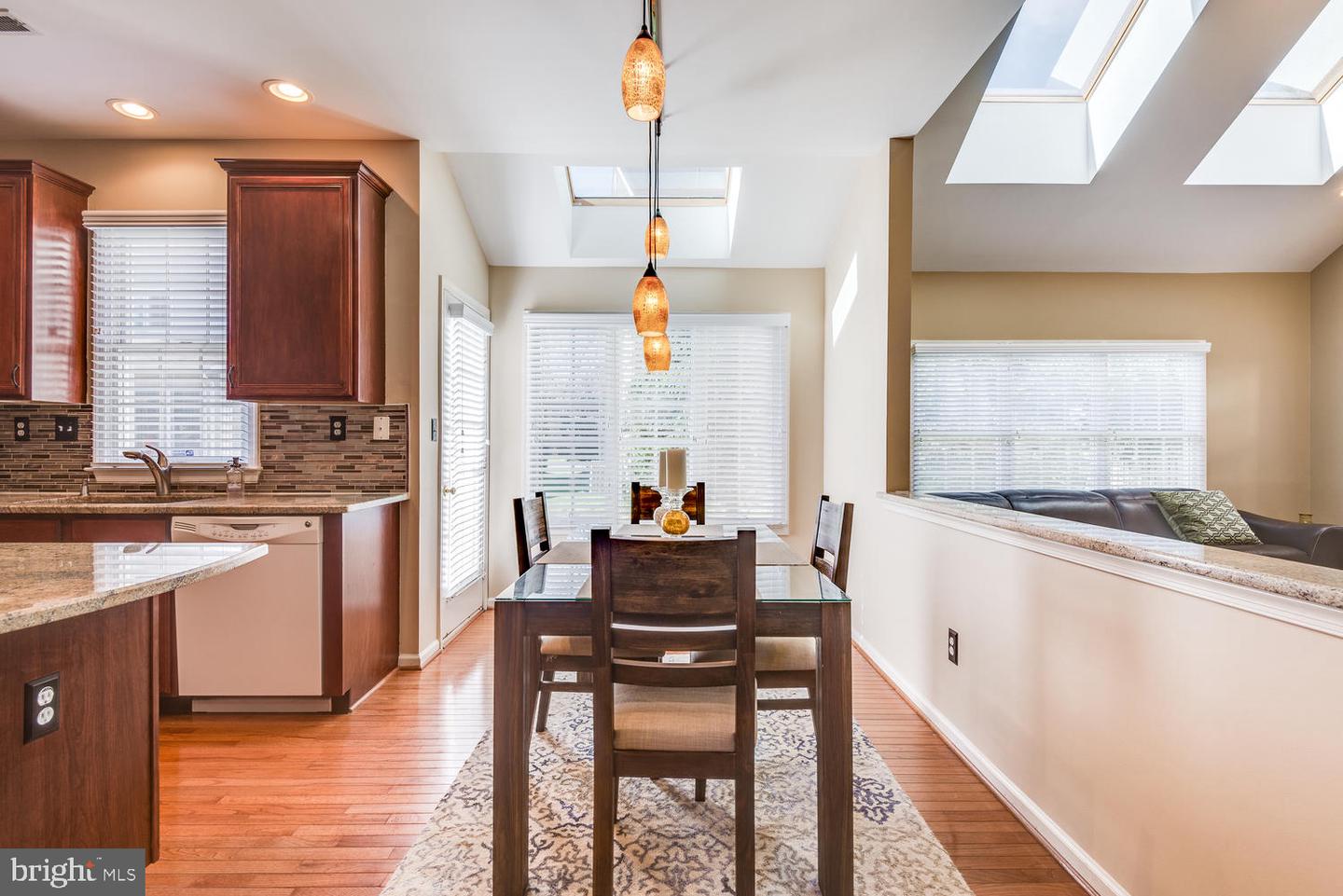 10857 HUNTER GATE WAY, RESTON, Virginia 20194, 4 Bedrooms Bedrooms, ,3 BathroomsBathrooms,Residential,For sale,10857 HUNTER GATE WAY,VAFX2231234 MLS # VAFX2231234