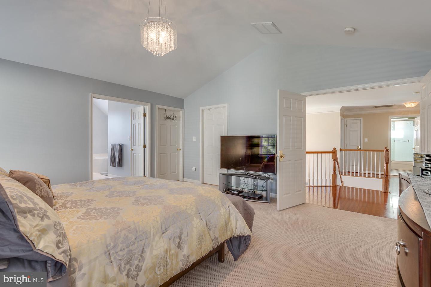 10857 HUNTER GATE WAY, RESTON, Virginia 20194, 4 Bedrooms Bedrooms, ,3 BathroomsBathrooms,Residential,For sale,10857 HUNTER GATE WAY,VAFX2231234 MLS # VAFX2231234