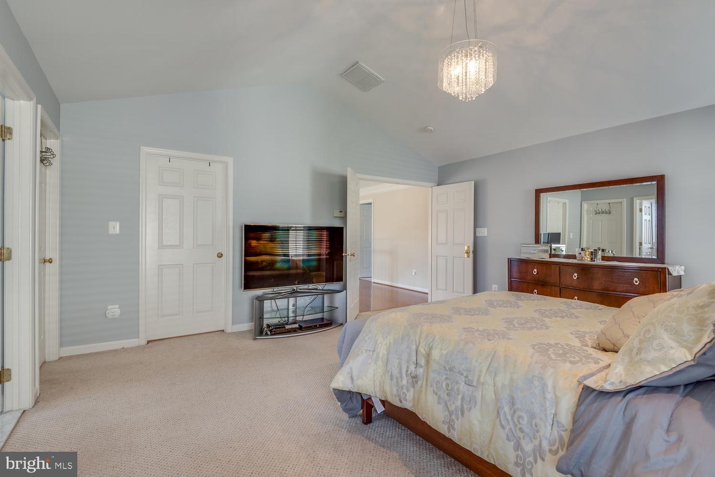 10857 HUNTER GATE WAY, RESTON, Virginia 20194, 4 Bedrooms Bedrooms, ,3 BathroomsBathrooms,Residential,For sale,10857 HUNTER GATE WAY,VAFX2231234 MLS # VAFX2231234