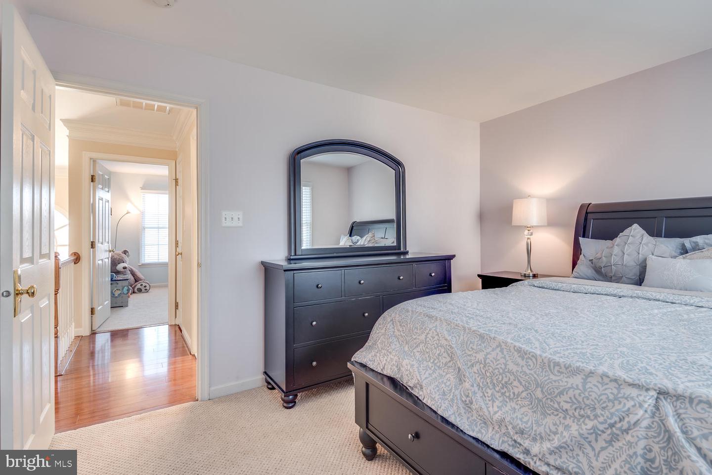 10857 HUNTER GATE WAY, RESTON, Virginia 20194, 4 Bedrooms Bedrooms, ,3 BathroomsBathrooms,Residential,For sale,10857 HUNTER GATE WAY,VAFX2231234 MLS # VAFX2231234