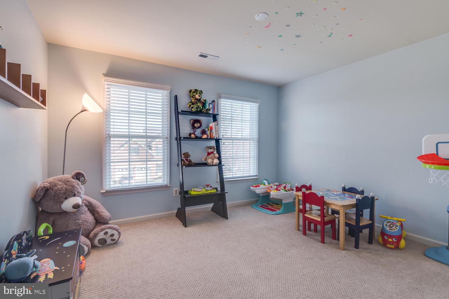 10857 HUNTER GATE WAY, RESTON, Virginia 20194, 4 Bedrooms Bedrooms, ,3 BathroomsBathrooms,Residential,For sale,10857 HUNTER GATE WAY,VAFX2231234 MLS # VAFX2231234